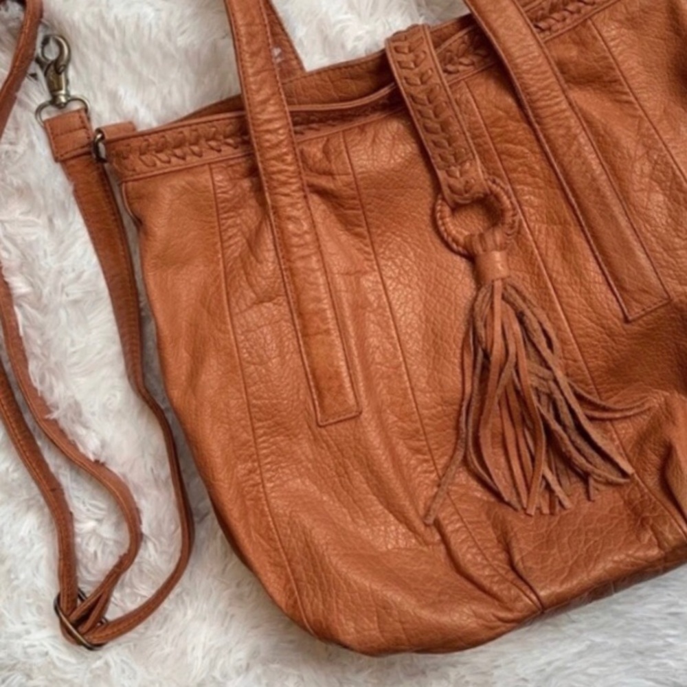 Day & Mood | Anthropologie | leather crossbody bag